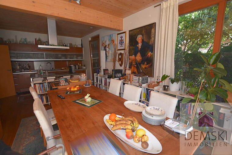 Großzügies Wohnzimmer