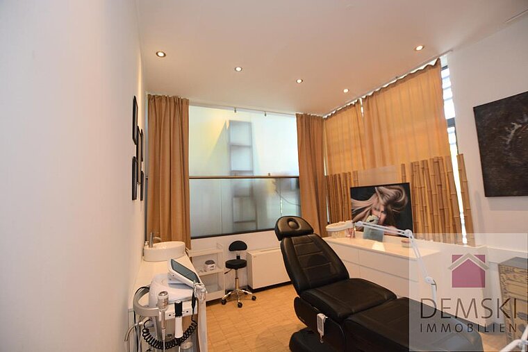 Büro oder Behandlungszimmer